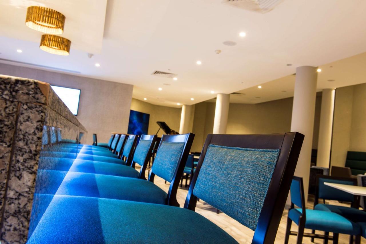 Radisson Blu Mammy Yoko Hotel Freetown Esterno foto